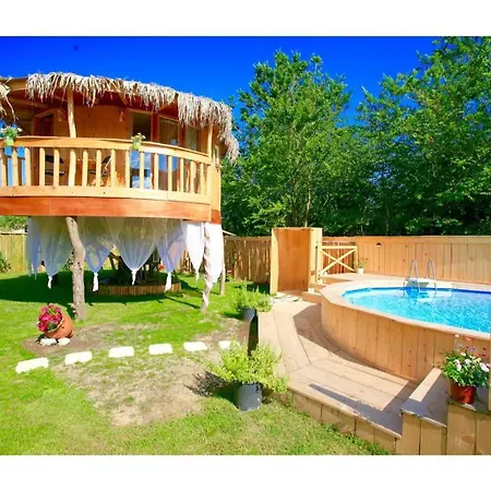 Elmar Tree House